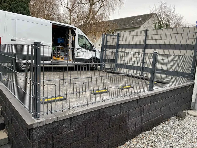 Gallery Page Image 7